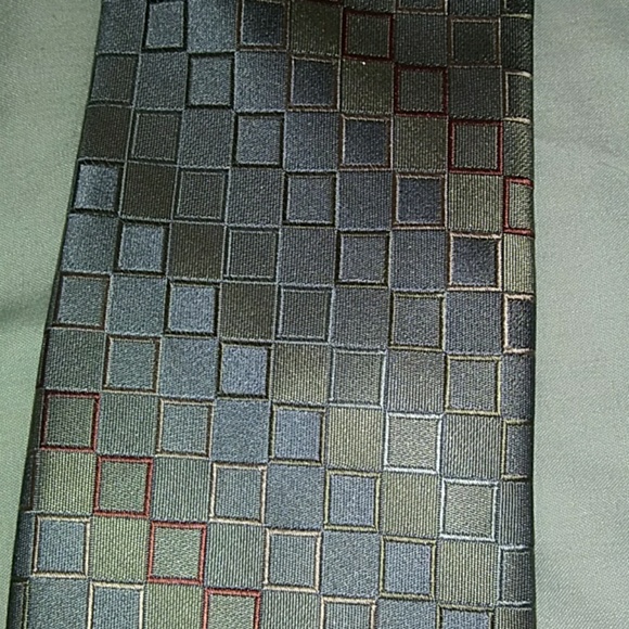 Kenneth Cole - Picture 5 of 8